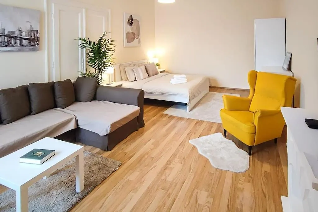 Filinhome Budapest Oktogon Suite
